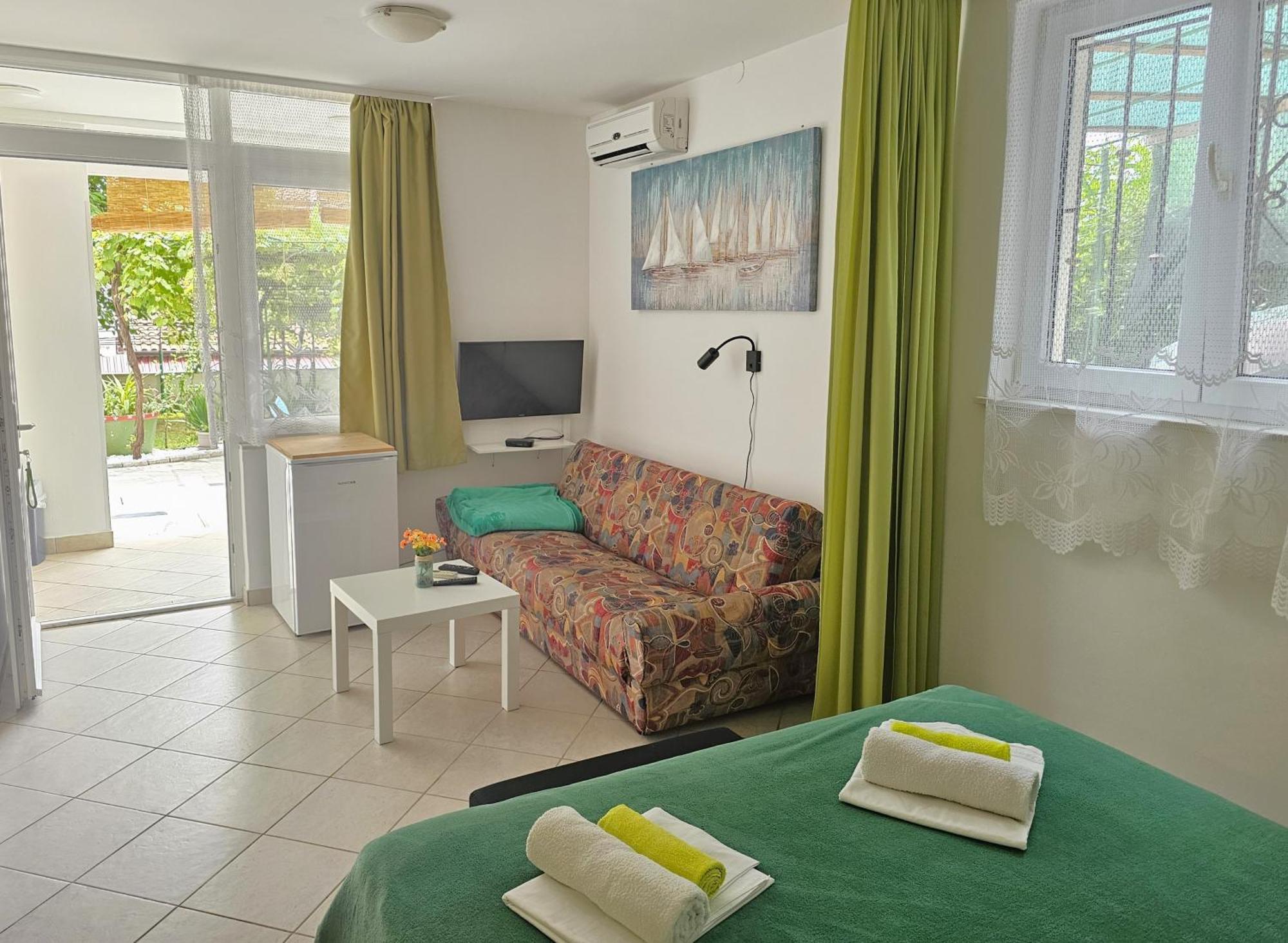 Apartments Crikvenica Megan 1 Exterior foto